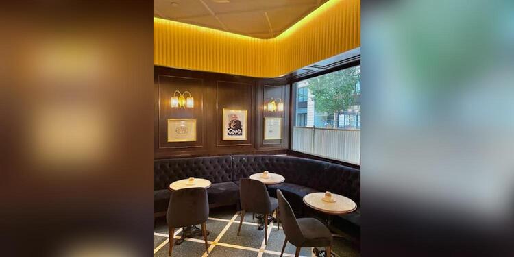 Cova Paris, bar