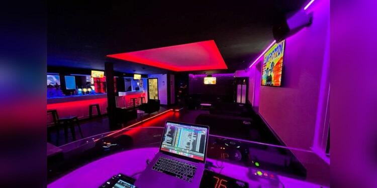 LE MAYFLOWER, bar