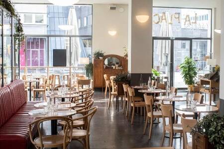 La Place, Restaurant Clermont-Ferrand Salins #0
