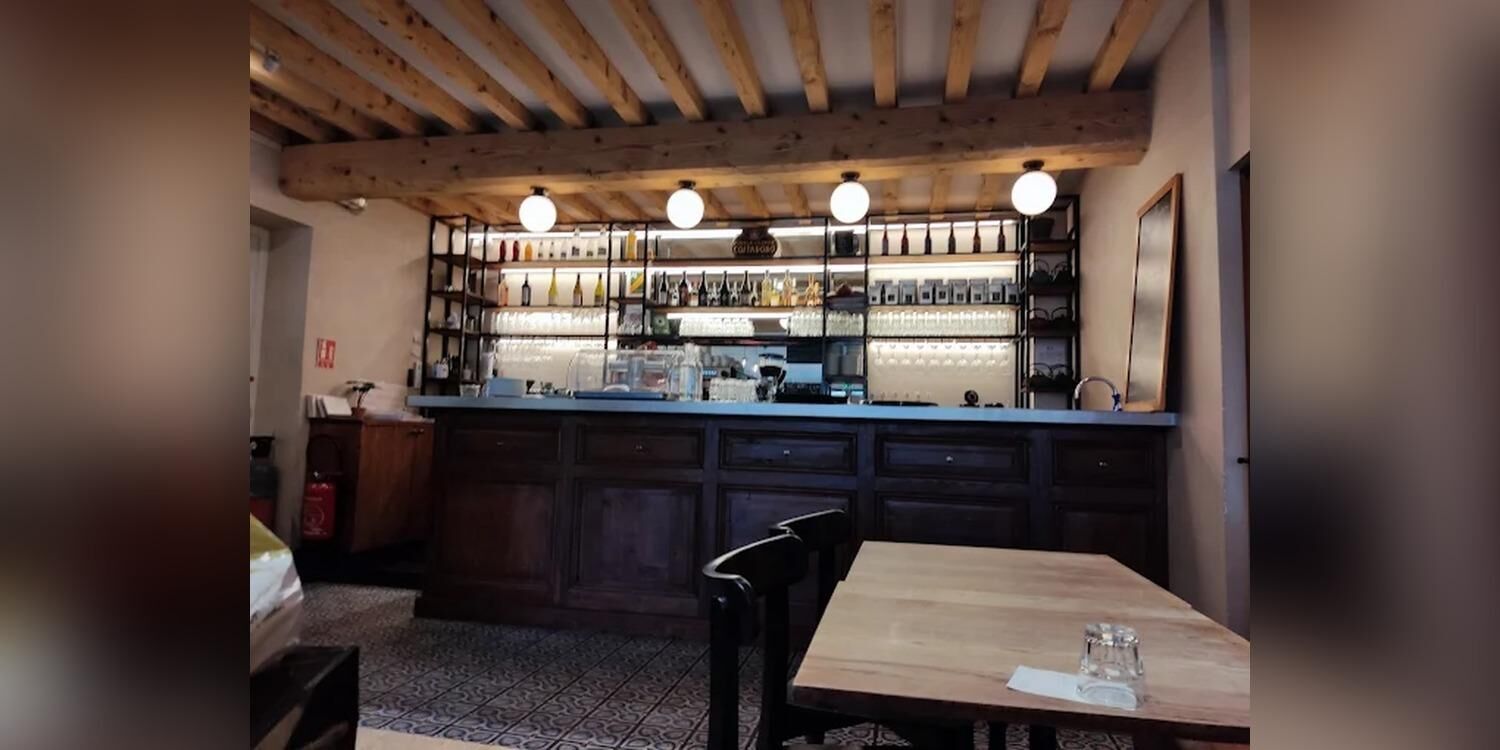 Café Lumière, restaurant