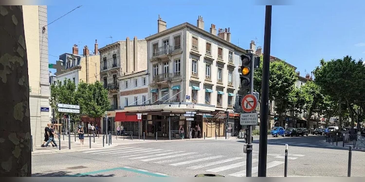 Bar Le Globe, bar