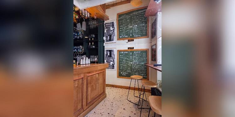 Café Vedette, bar