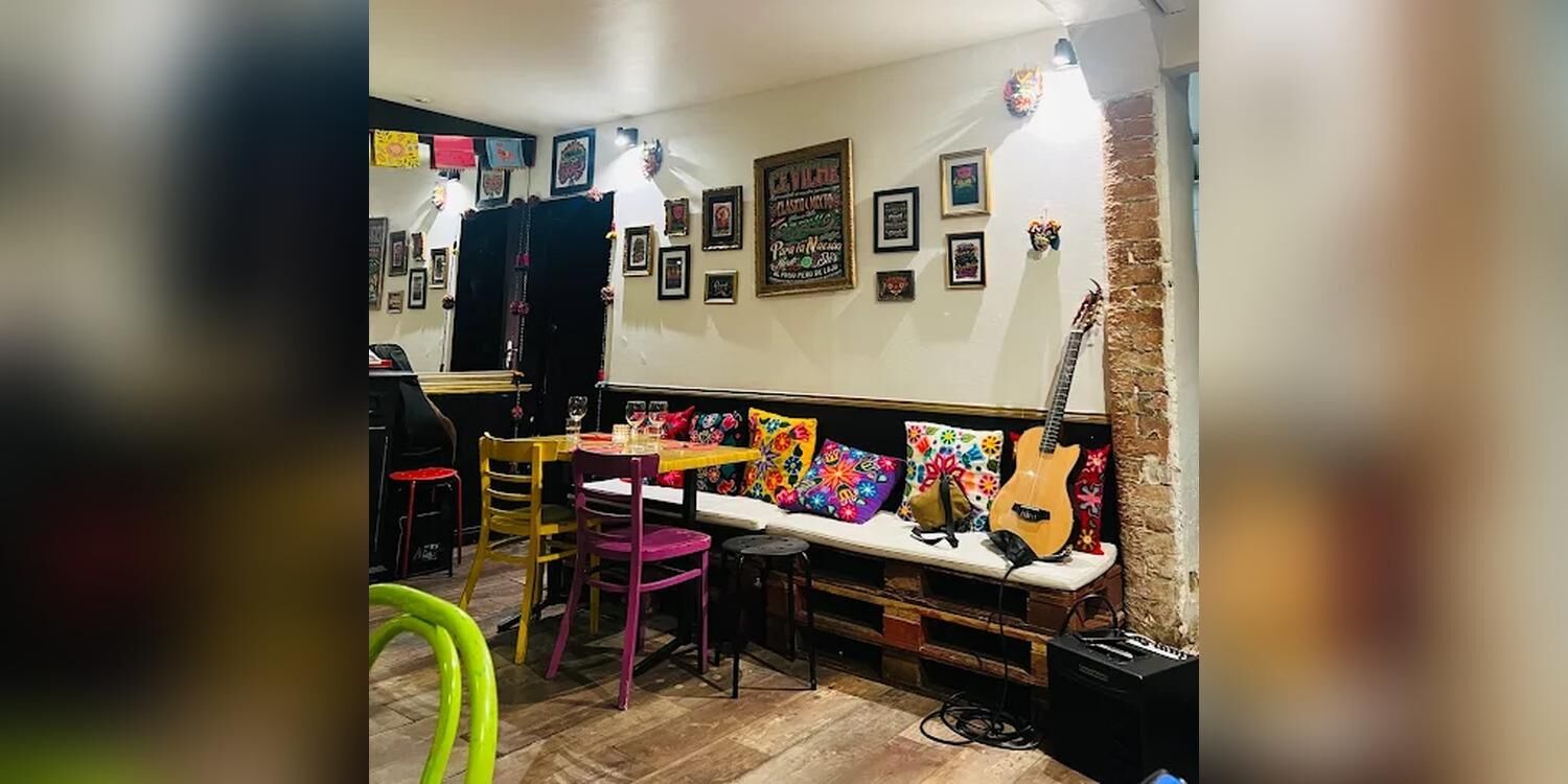 LA CHOLA, restaurant