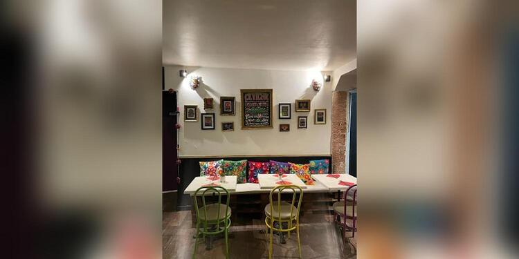 LA CHOLA, restaurant