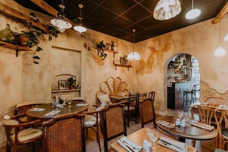 Les Bavardes, Restaurant Rennes Saint-Hélier #0