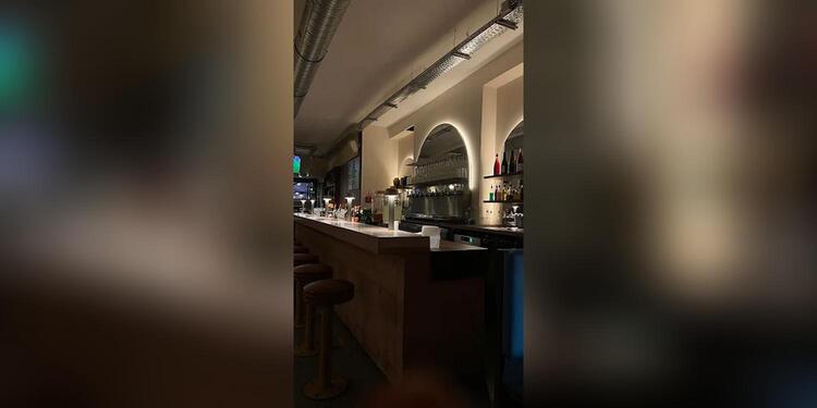 Le Motel, bar