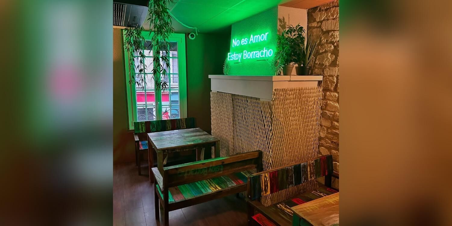 Akwaba Caen, bar