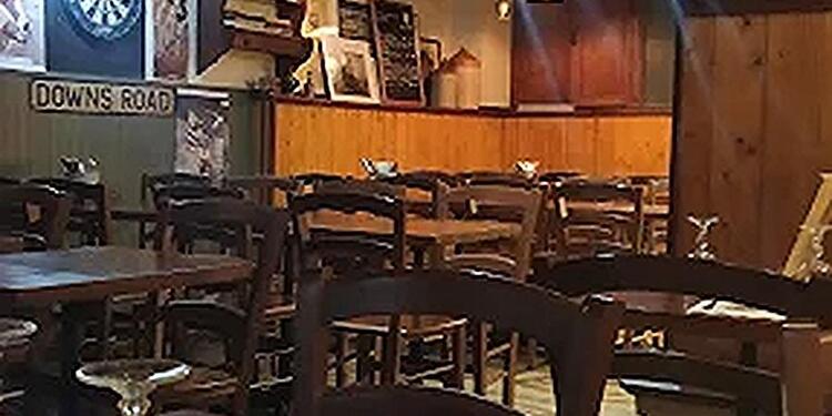Mc Guigan's, restaurant