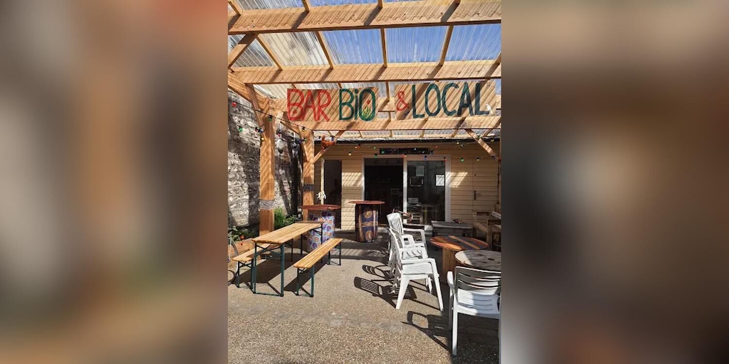 La Base, bar