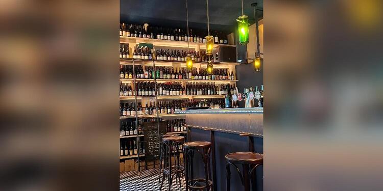 Surnaturel, bar