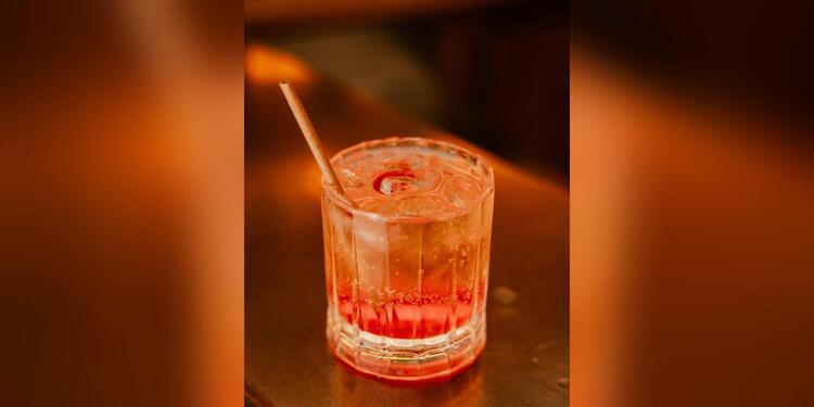Au Petit Bar, bar