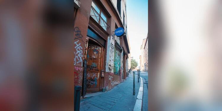 LA PENTE, bar