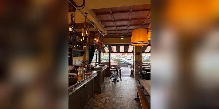 San Pedro, bar