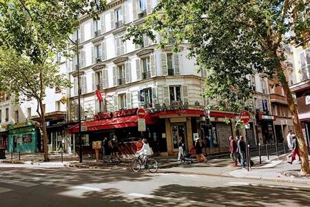 Le Royal Clichy, Bar Paris Épinettes #0