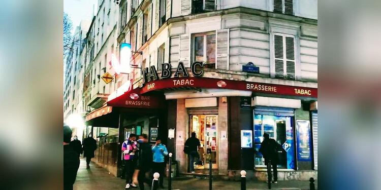 Le Royal Clichy, bar