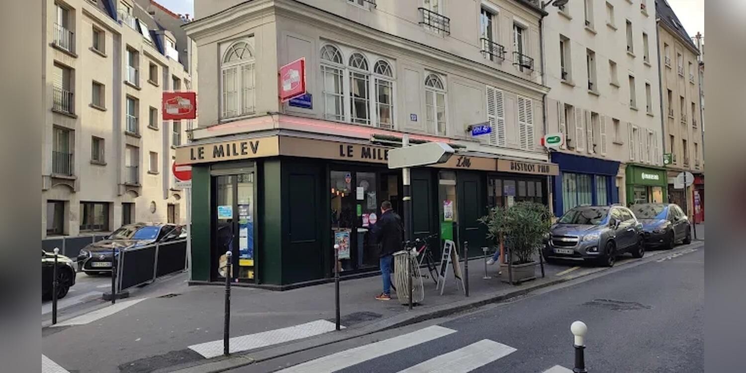 Le Milev, bar