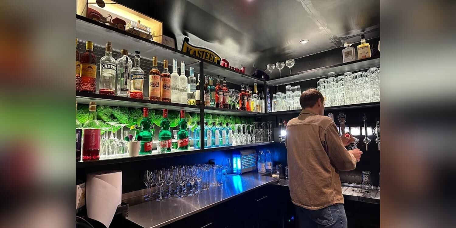 O'corner, bar