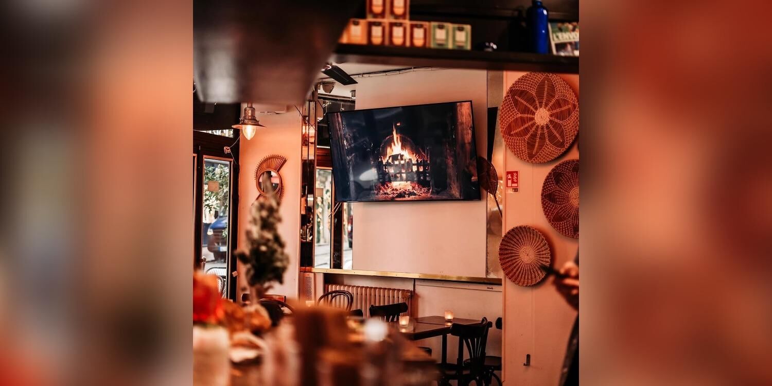 Café Lola, bar