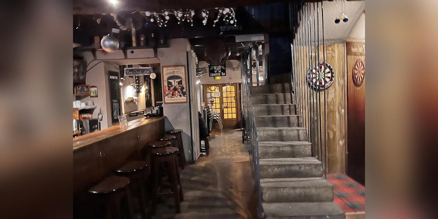 Lipopette Bar, bar