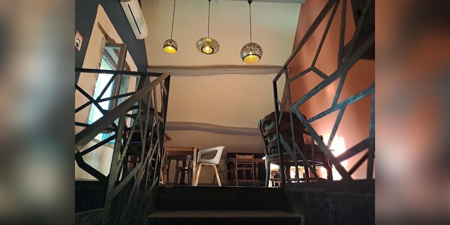 L'Entourloupe, bar