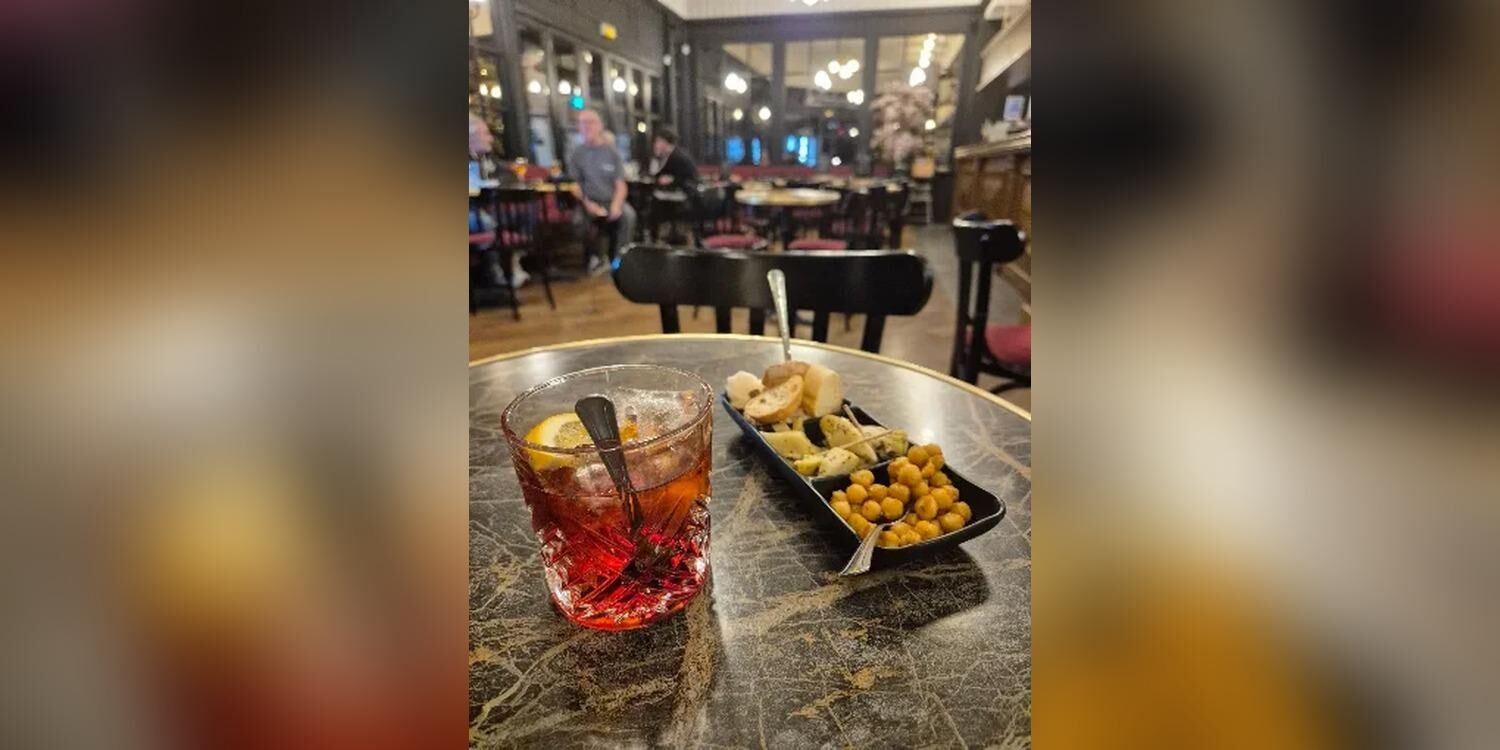 Le Colombia Brasserie Cinq-Avenues, bar