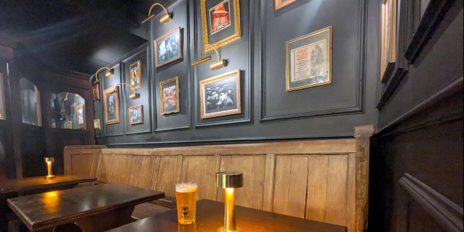 The Old Dockers, bar
