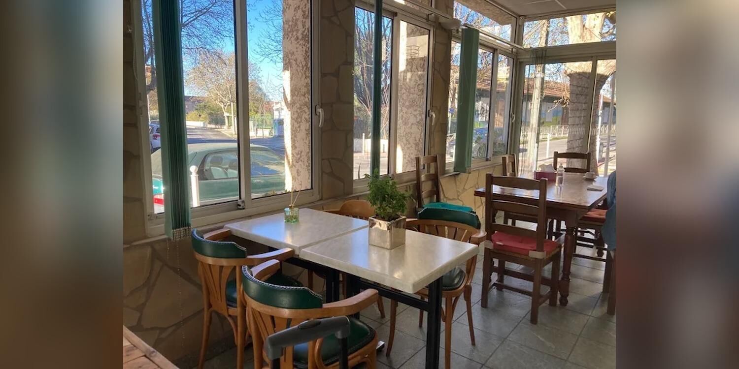 Modern'caffe, restaurant