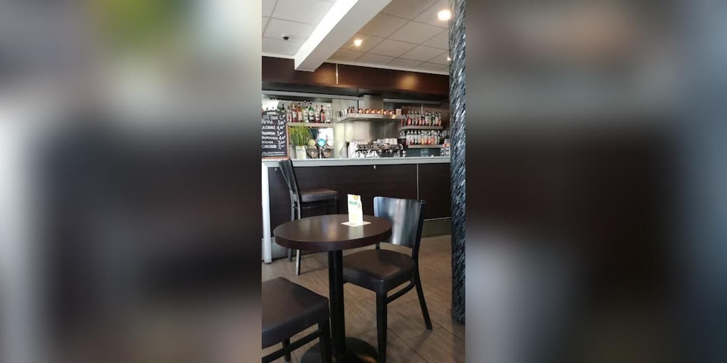 PMU Le Robinson, bar