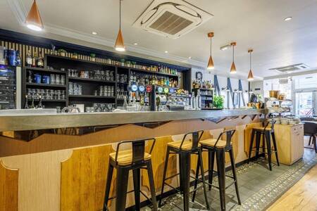 The Conservatory, Restaurant Avignon Place Pie #0