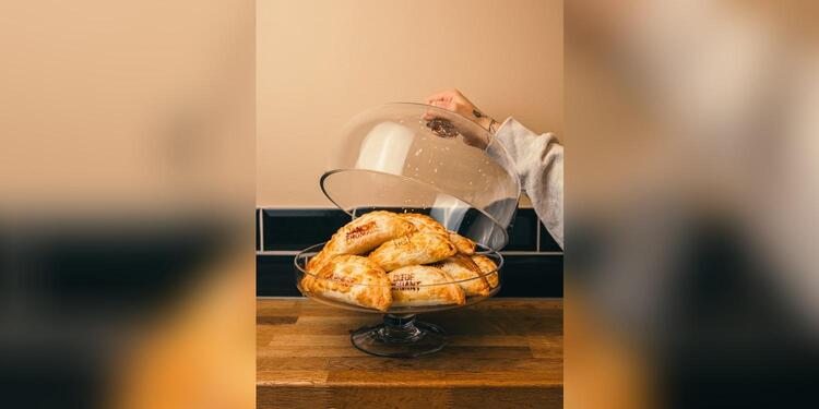 La flia Empanadas, restaurant