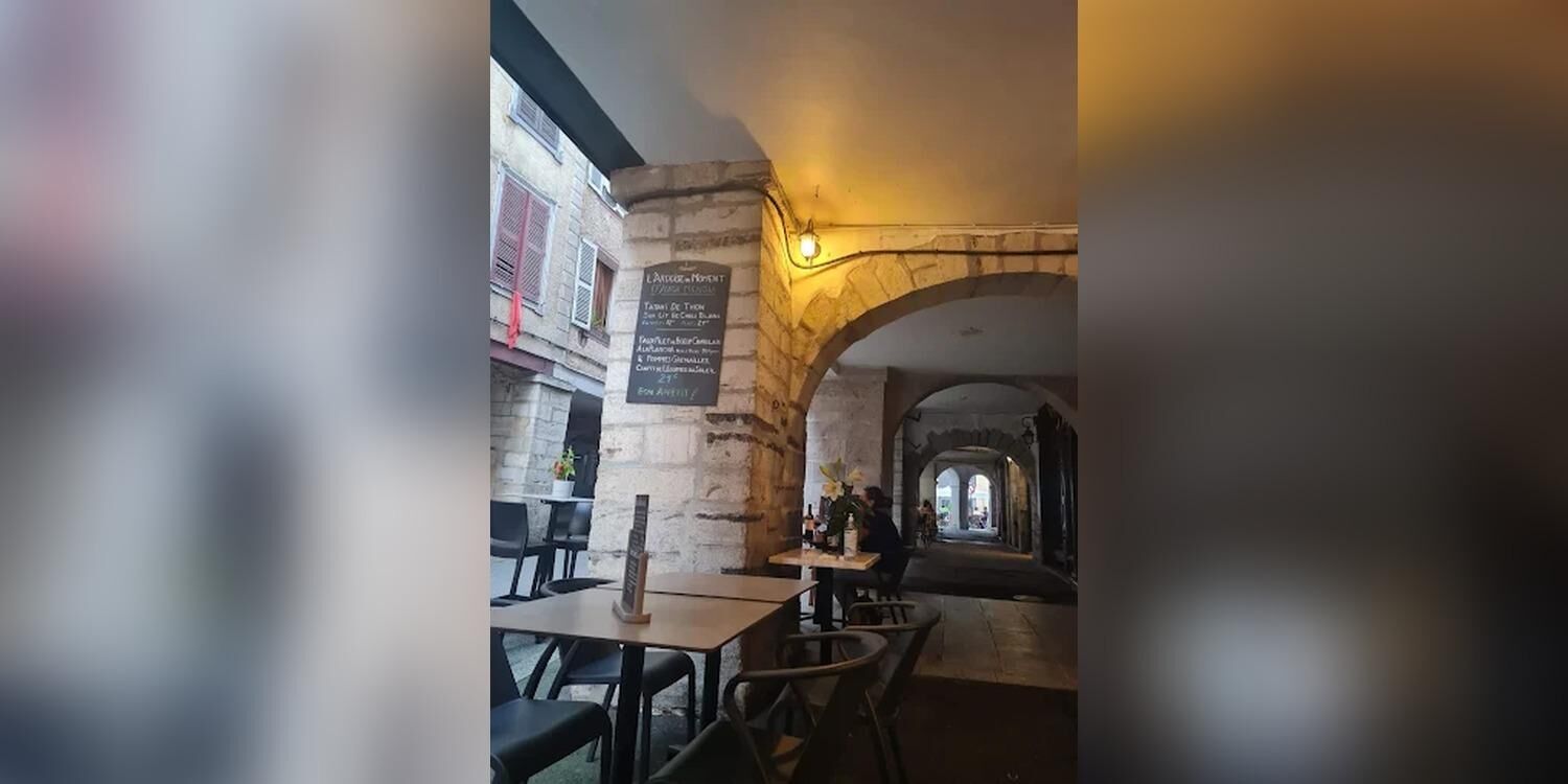 O'Jura Mendia, restaurant