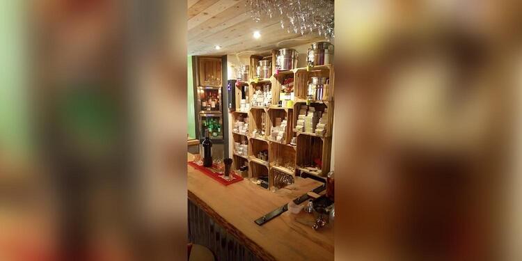 D'vins A'rhums, bar