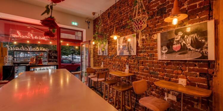Aperosdebout, bar