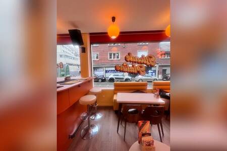 Blonde Platine, Bar Amiens  #0