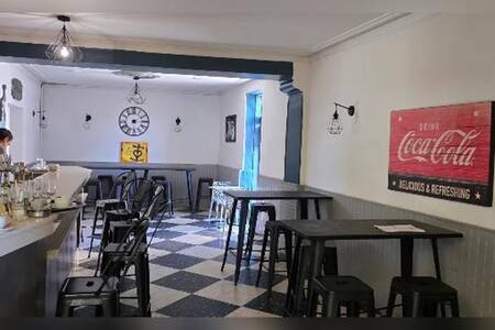 Café de la Gare, Bar Nîmes Hôpital #0