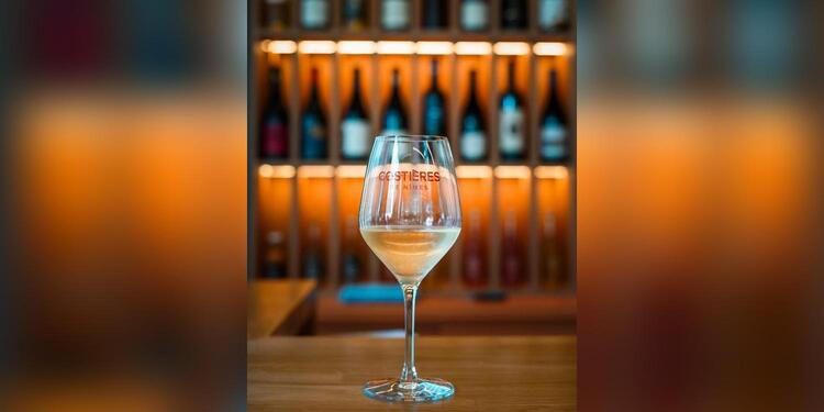 Jeudivin - AOC Costières de Nîmes, bar