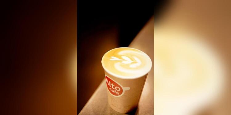 Alto café, bar
