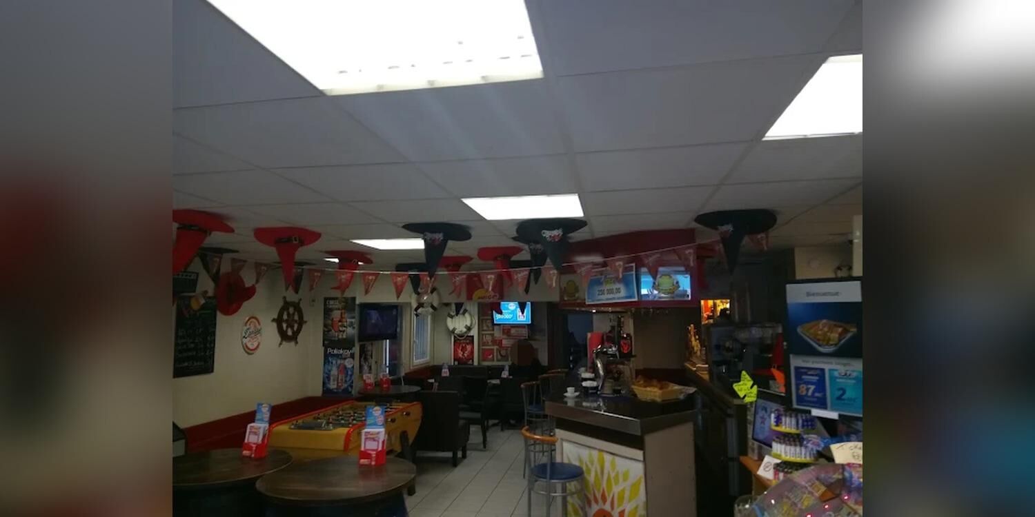 Quai Des Brumes, bar