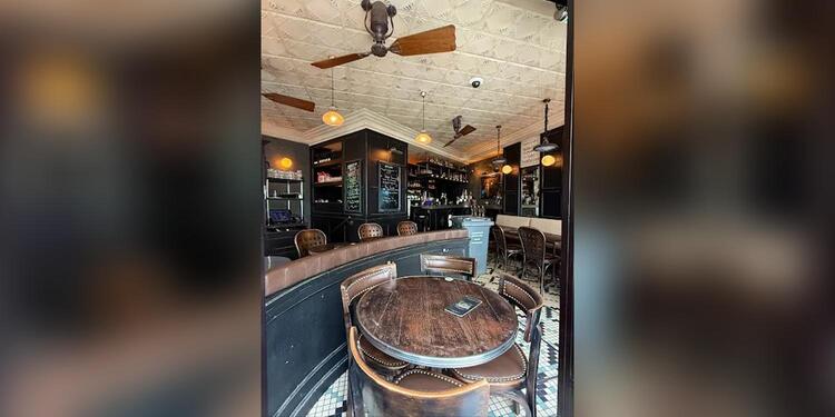 Café Jussieu, bar