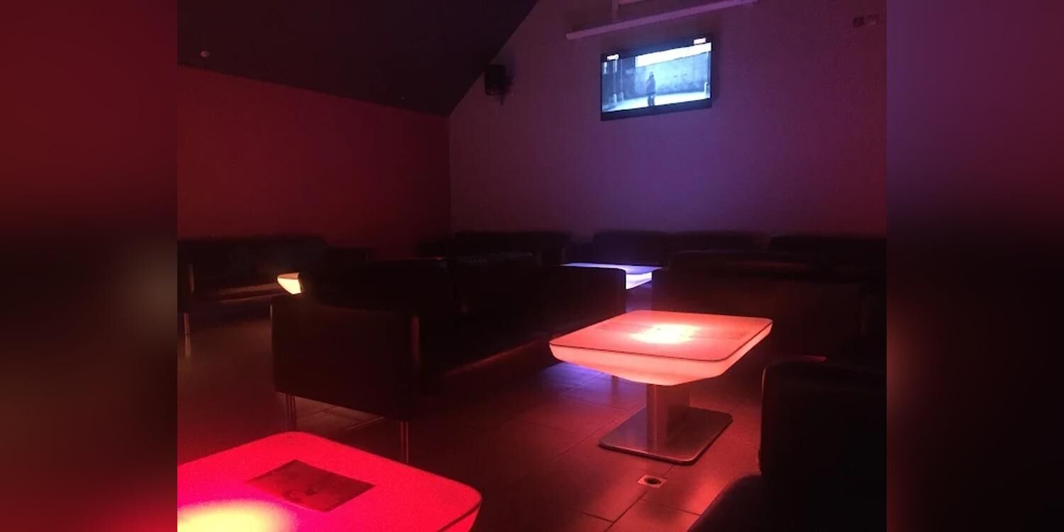 Mint Café, bar