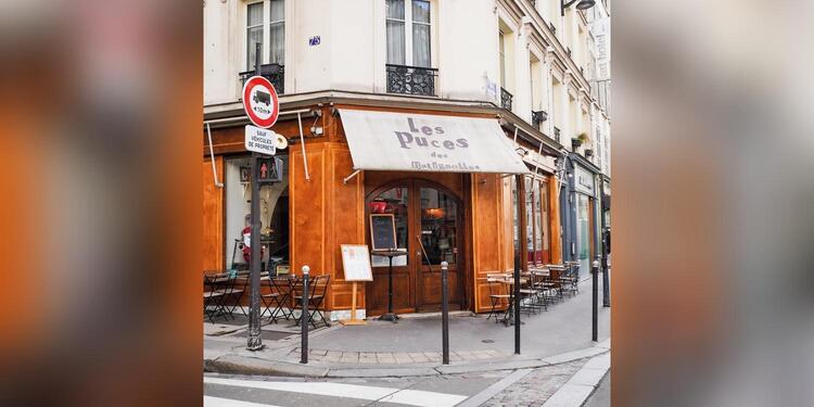 Les Puces Des Batignolles, bar