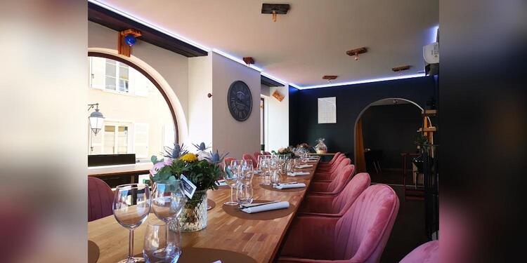 VerSus, restaurant