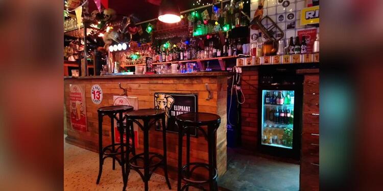 Le Charbon, bar