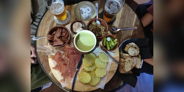 La Tavernette, bar