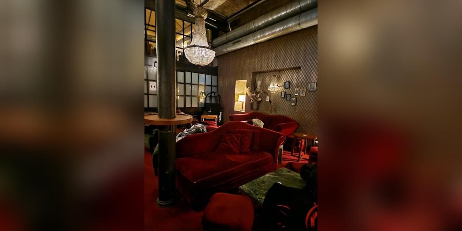 Aedaen Speakeasy, bar