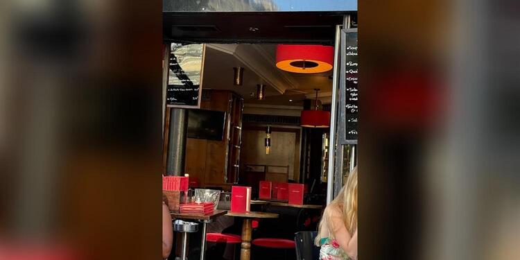 Le Sèvres Raspail, bar