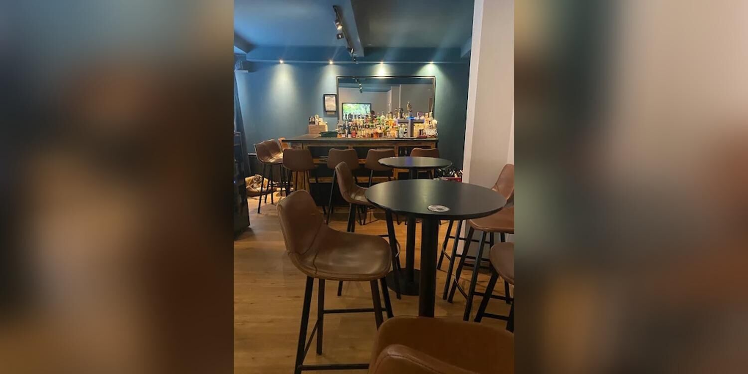 C'Divin, bar