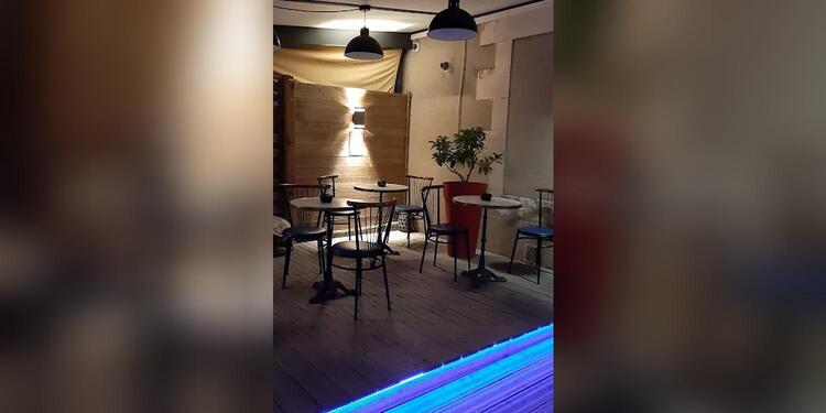 Bar De L'Aviation, bar