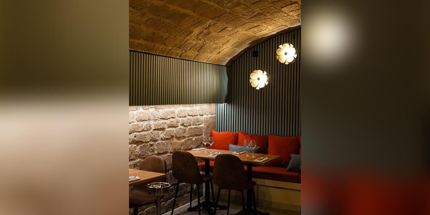 TEILLEBOU, bar