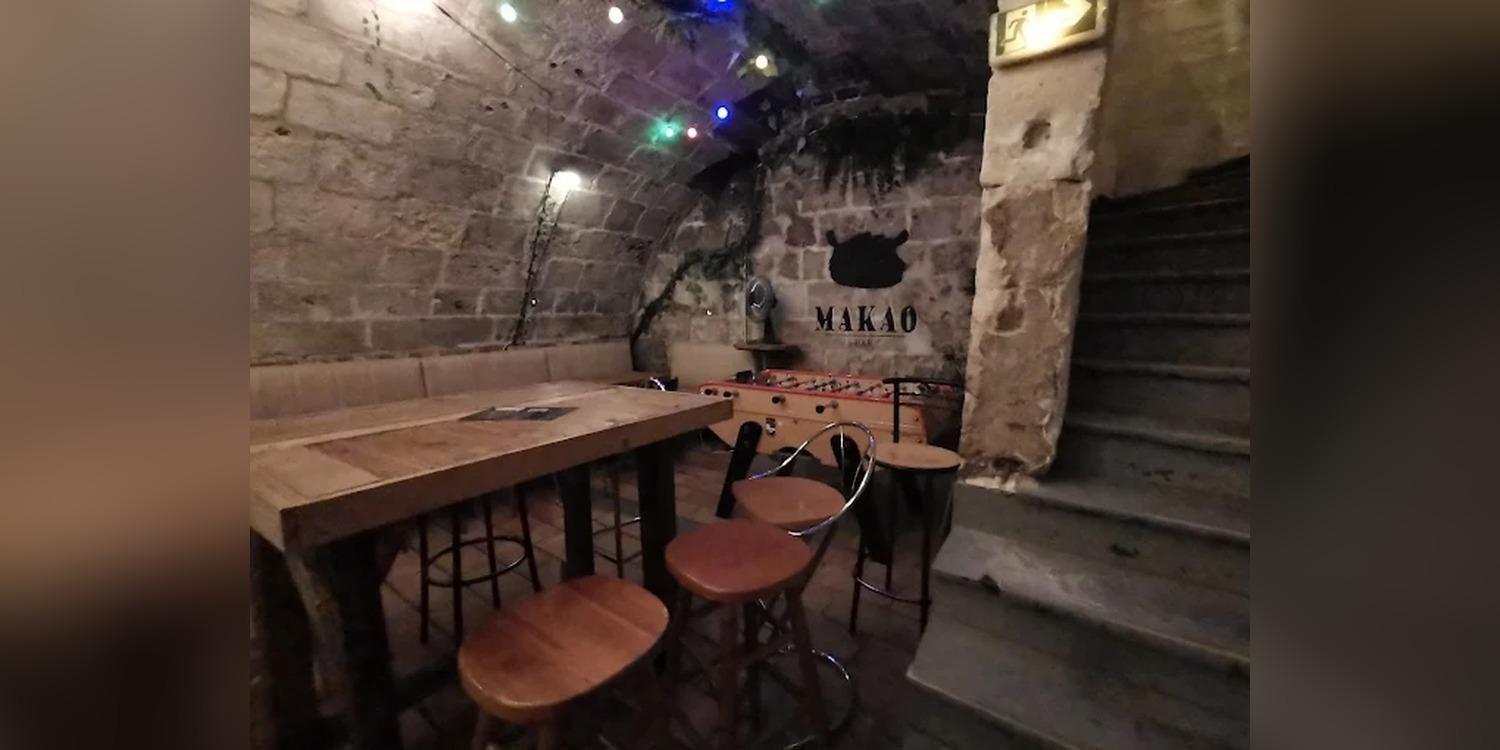 Ma-Kao Bar, bar